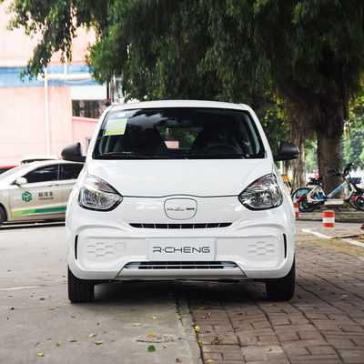 ROEWE CLEVER Chinesisches Mini-Elektroauto Rein elektrisches Fahrzeug 9,9kwh/100km