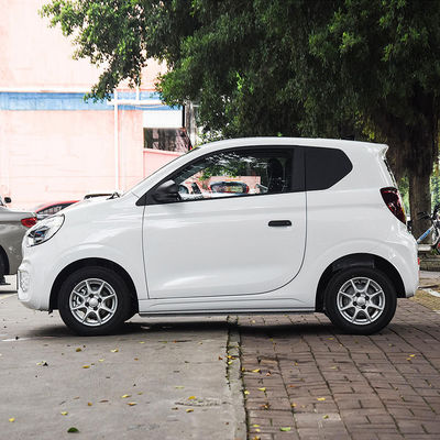 ROEWE CLEVER Chinesisches Mini-Elektroauto Rein elektrisches Fahrzeug 9,9kwh/100km
