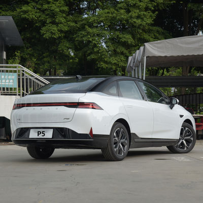 Xpeng P5 Chinesischer Elektro-SUV Elektro-Auto Reichweite von 460KM-500KM