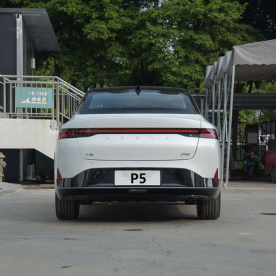 Xpeng P5 Chinesischer Elektro-SUV Elektro-Auto Reichweite von 460KM-500KM