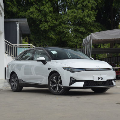 Xpeng P5 Chinesischer Elektro-SUV Elektro-Auto Reichweite von 460KM-500KM