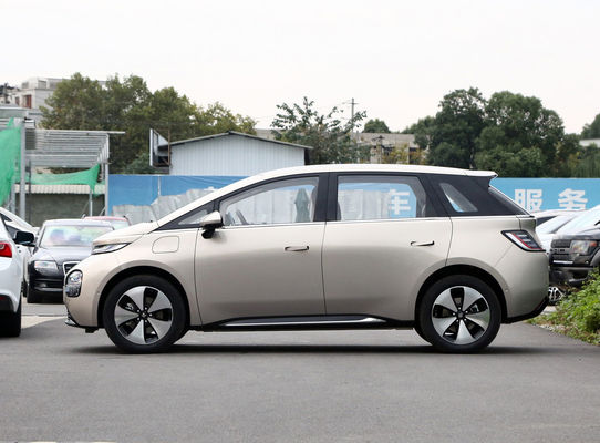BaoJun Clouds Ev Hatchback kleine elektrische Limousine mit Reichweite von 360 km-460 km