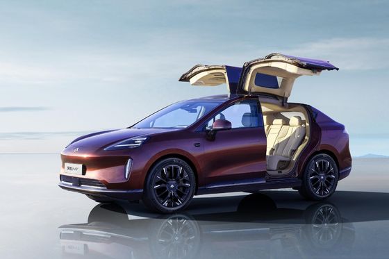 Hyper HT China Luxury Pure Electric SUV Batterielebensdauer 550km-770km Rückseite Möwenflügel Türen