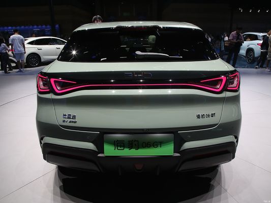 25 BYD Seal06GT, mit einer Reichweite von 505 KM-605 KM, mit Allradantrieb und Zweiradantrieb mit zwei Systemen.