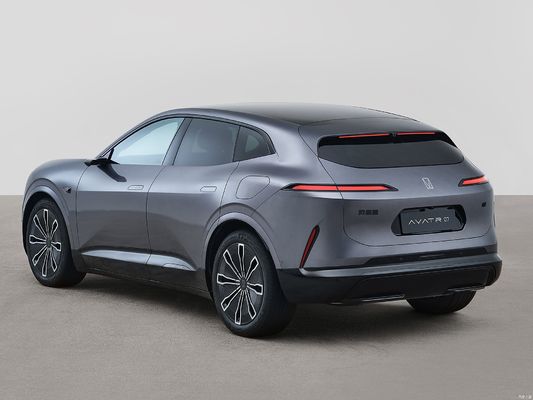 Changan Avatr 07 ist eine neue High-End-Marke, die gemeinsam von CATL, Huawei und Chang'an Automobile entwickelt wurde.Damit ist es der kostengünstigste intelligente Antrieb.